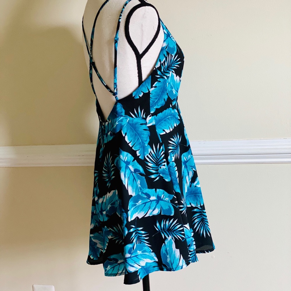 Forever 21 Open Back Double Strap Mini Dress - image 7